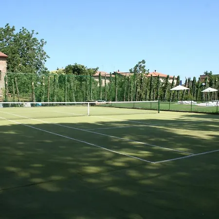 ホテル Dei Pini San Terenziano