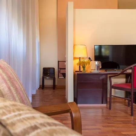 Dei Pini Hotel 3*