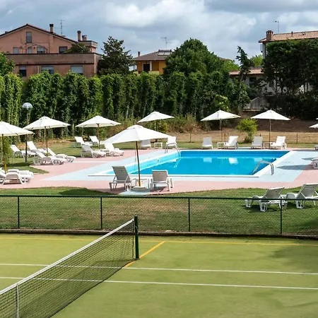 Otel Dei Pini San Terenziano